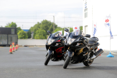 新浪摩托体验试驾铃木隼