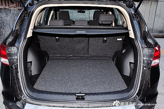 2015款风神AX7 2.0L手动智悦型