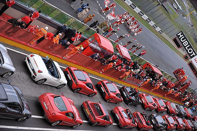 跃马的节日 法拉利全球赛道日嘉年华观赛记