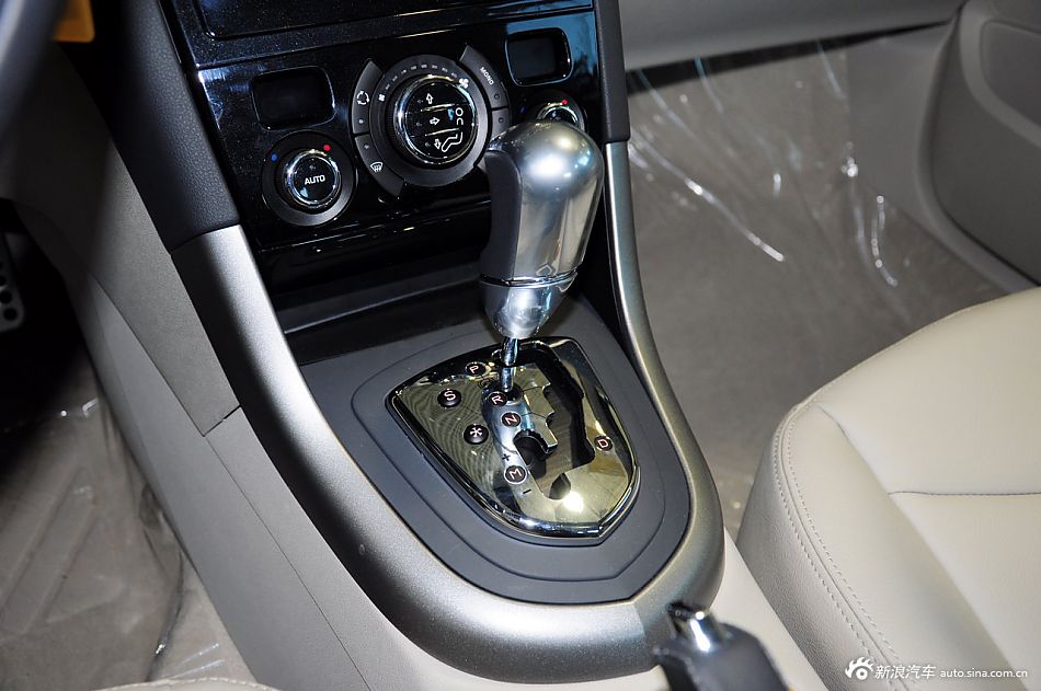 思域-混动和标致408外观图片对比哪个好_思域