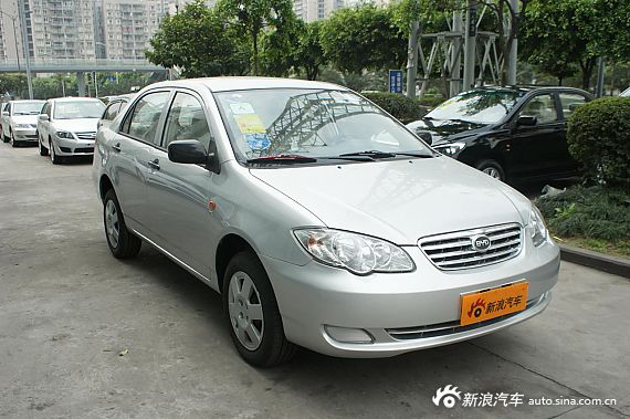 比亚迪F3现金优惠8000元 现车充足