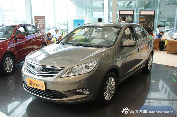 长安逸动最高优惠超1万 车型齐全