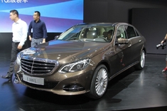 2013成都车展新车实拍：全新奔驰E级