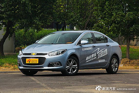 2015款科鲁兹1.4T自动旗舰版 2015款科鲁兹1.4T自动旗舰版