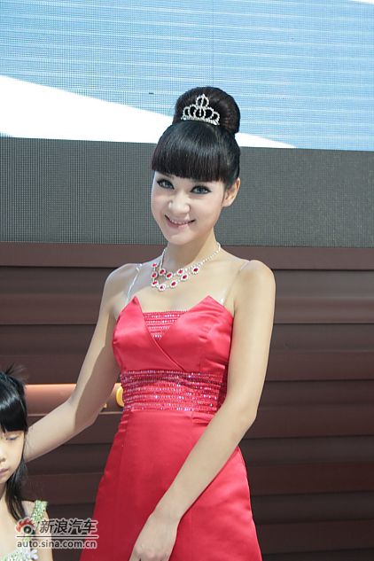 2010沈阳汽博会美女模特图