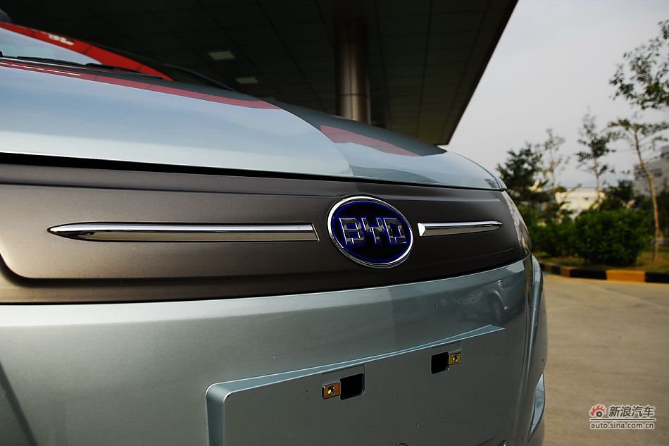 比亚迪E6纯电动车外观实拍_比亚迪e6其他细节