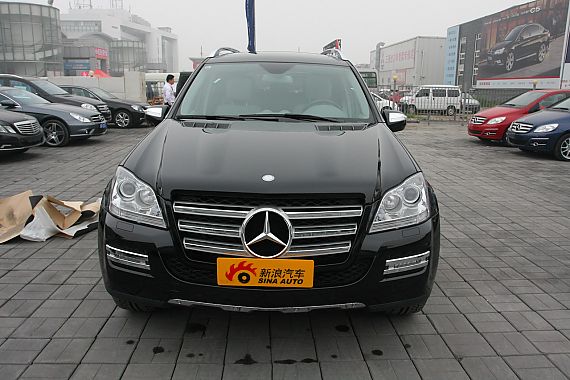 奔驰GL级全系车型优惠10万元 有现车