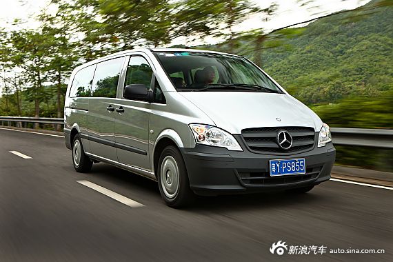 现场官降 福建奔驰威霆29.9万元起售