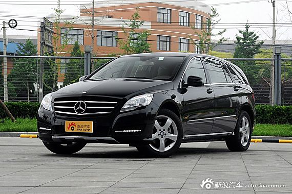 奔驰R级最高优惠9.84万元 新浪购车报名中
