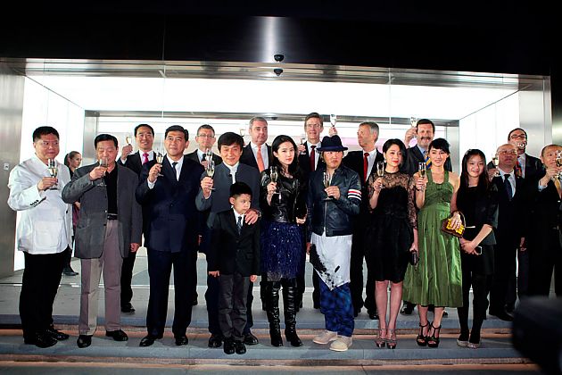 宾利北京三里屯展厅揭幕