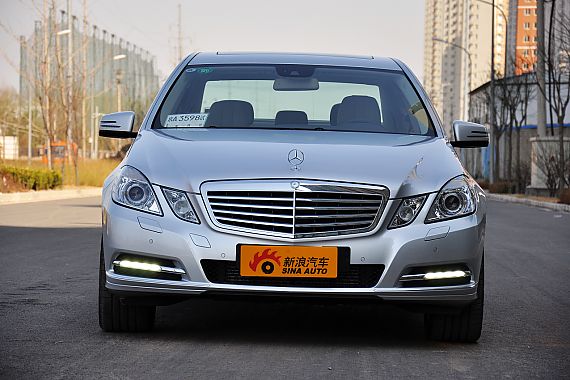 奔驰E300L现金直降10万元 最低售49.6万
