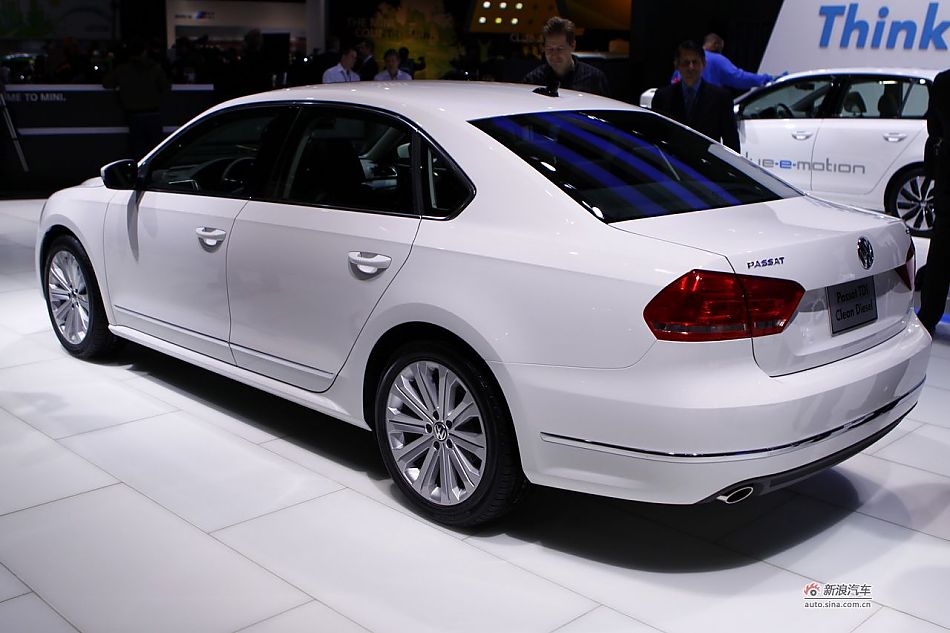 大众新帕萨特北美版_帕萨特车展图图片49381