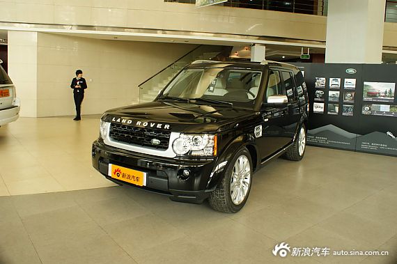 路虎发现4柴油版直降2万 现车销售