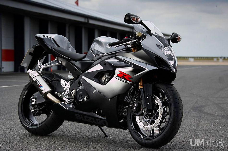 摆脱直升机铃木GSX-R1000狂飙曼岛