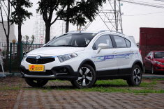 续航150公里 实拍2015款中华H220EV