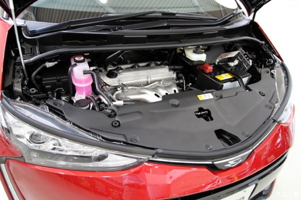 丰田新款普瑞维亚实车图