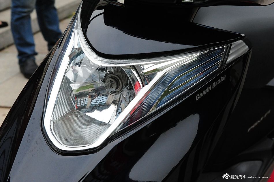 五羊-本田睿御110高清实拍_41418213_汽车图