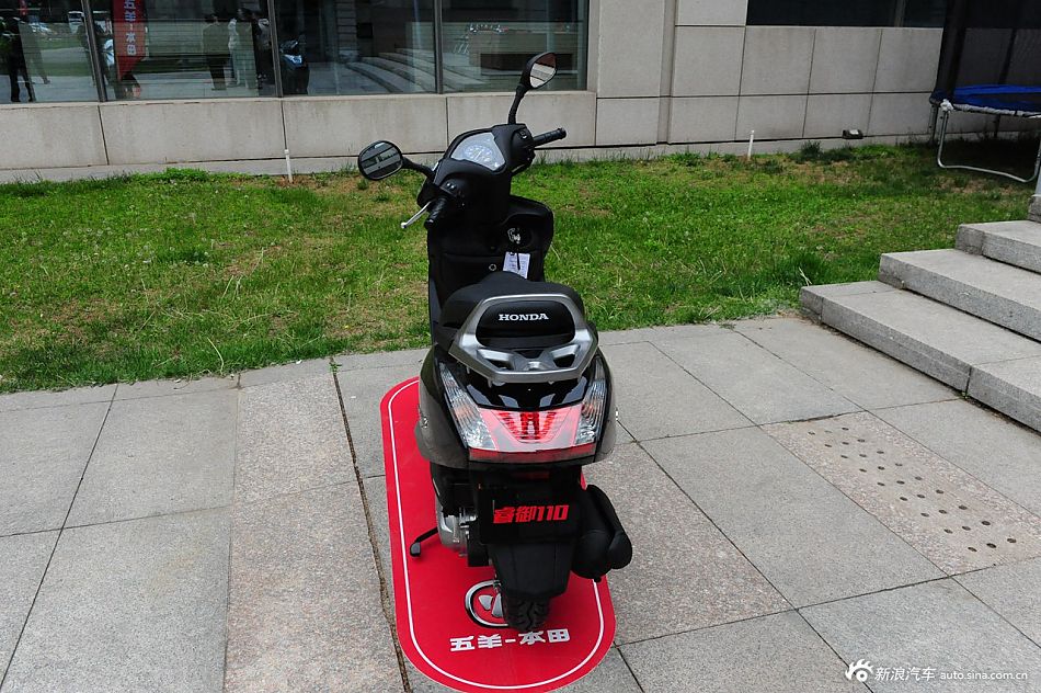 五羊-本田睿御110高清实拍