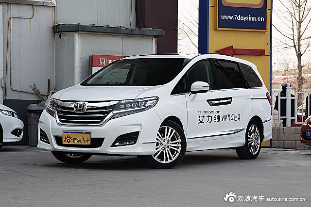 新款艾力绅终于到达4S店 近距离看它到底长啥样