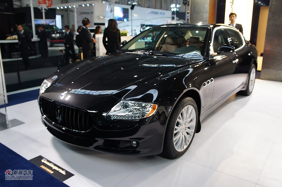 2011昆明国际车展豪车图集_10218455_汽车图