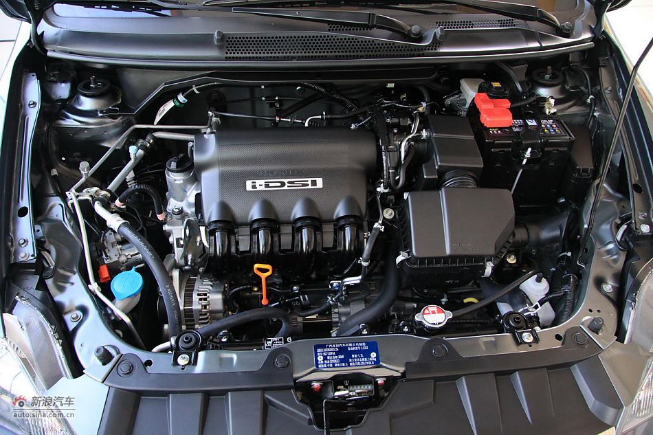 2011款理念S1 1.3L自动舒适版_理念S1引擎底