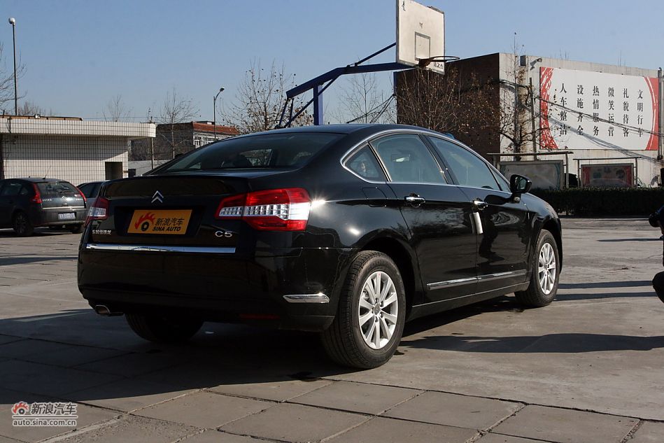 2012款东风雪铁龙c5_c5外观图片11348579