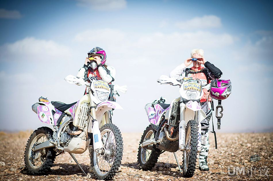 摩洛哥全球唯一女性越野拉力赛