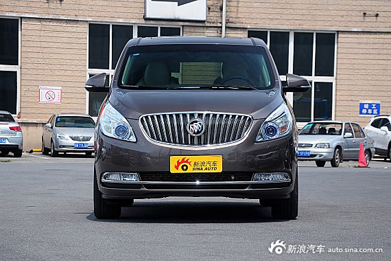2015款GL8商务车2.4L豪华商务尊享版