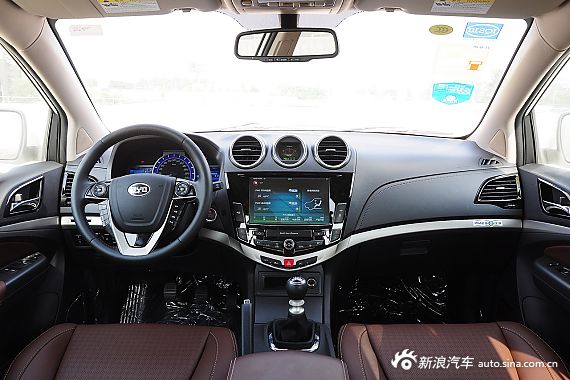 2015款比亚迪S7 1.5T手动尊贵版