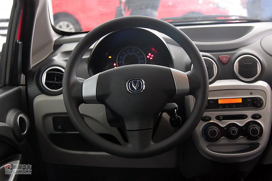 2012款奔奔mini_奔奔mini内饰图片12888735_