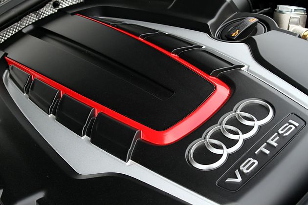 理智下的疯狂 试驾2012款奥迪S8