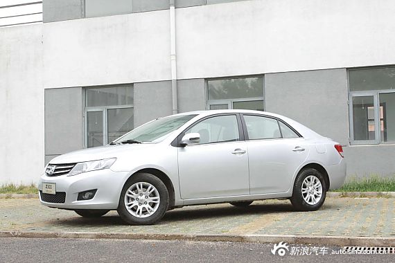 众泰Z300车型8月现金优惠10000元