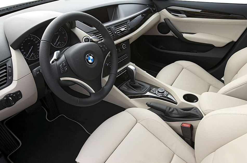 bmw x1内饰图片_宝马x1-进口官方图图片178918_汽车图库_新浪汽车