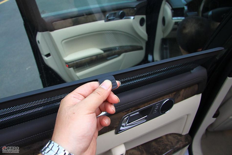 大众新辉腾内饰实拍图_辉腾内饰图片_汽车图