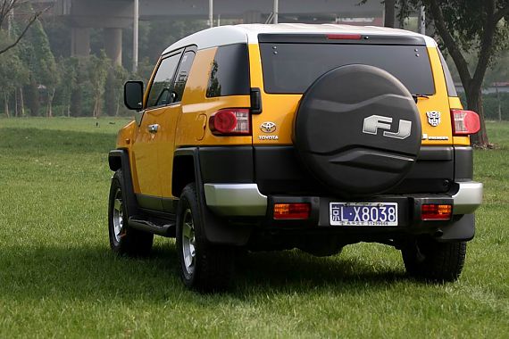 【2010款FJ Cruiser酷路泽4.0L报价_论坛_图片