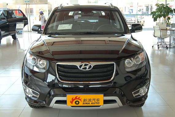 进口现代新胜达最高优惠3万 另送礼包