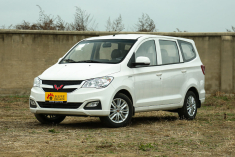 2015年卖得最好的三款MPV推荐