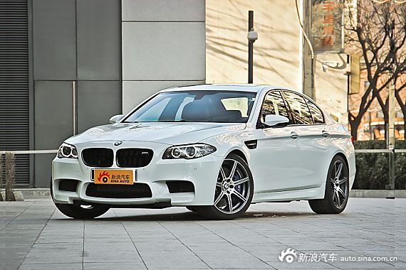 宝马M5低价促销 新浪购车最低享8.3折