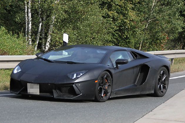 兰博基尼Aventador敞篷版高清谍照曝光