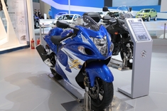 陆地飞行器——2014款SUZUKI隼