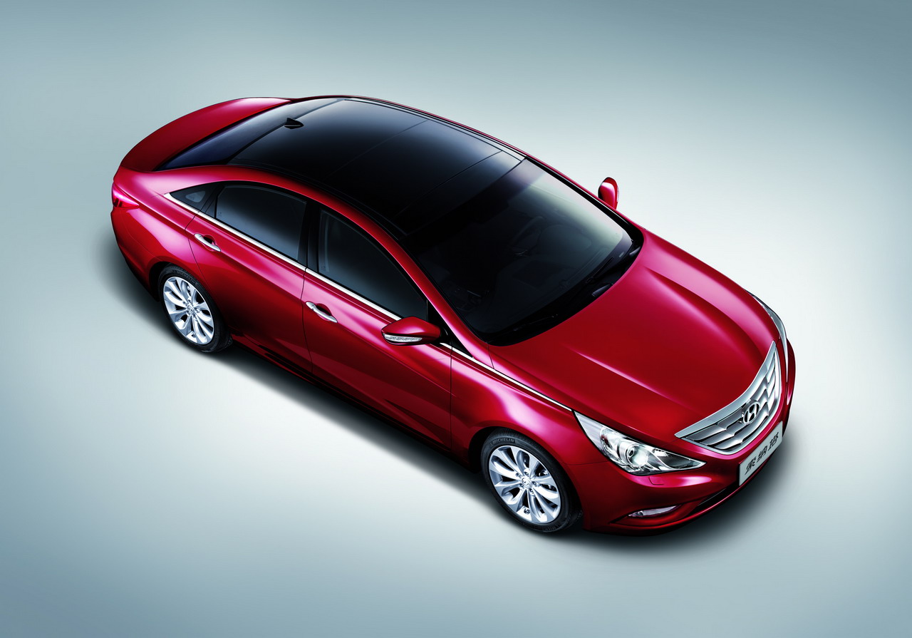 2011款索纳塔八资料图