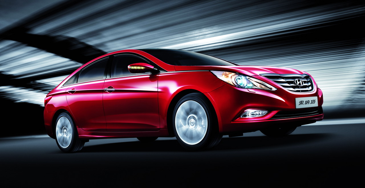 2011款索纳塔八资料图