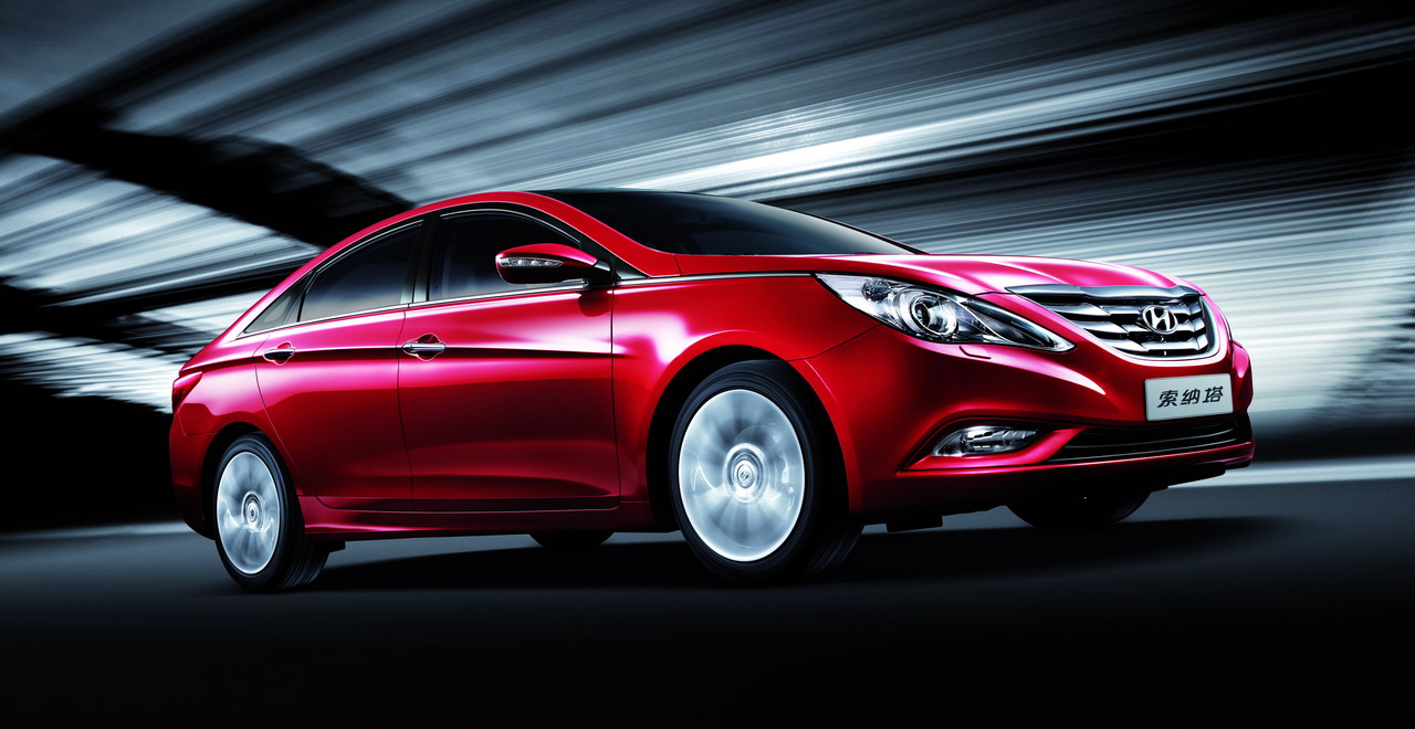 2011款索纳塔八资料图