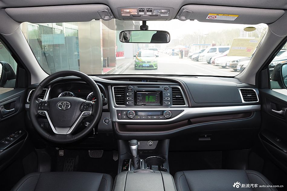 2015款汉兰达2.0T自动四驱精英版7座