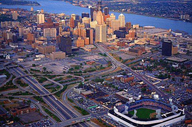 底特律 从兴盛走向衰弱的汽车之城