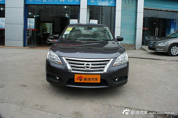 日产轩逸济南现车 最高优惠8000元