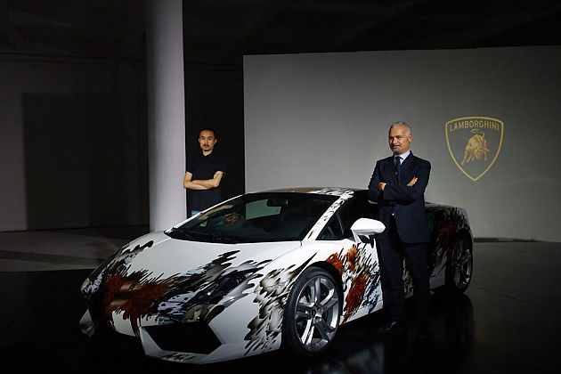 力与美的碰撞 兰博基尼首部艺术车现身