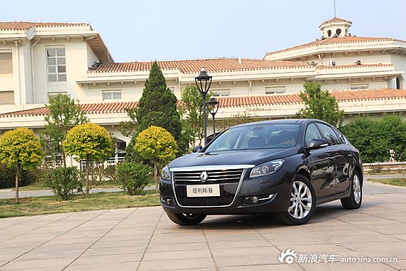 雷诺塔利斯曼仅2.5L高配车型到货