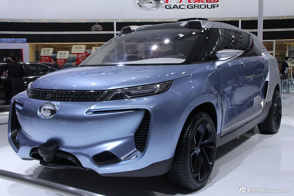 国产无人驾驶电动车现世