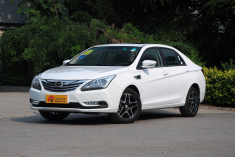 遥控驾驶 实拍2015款比亚迪G5